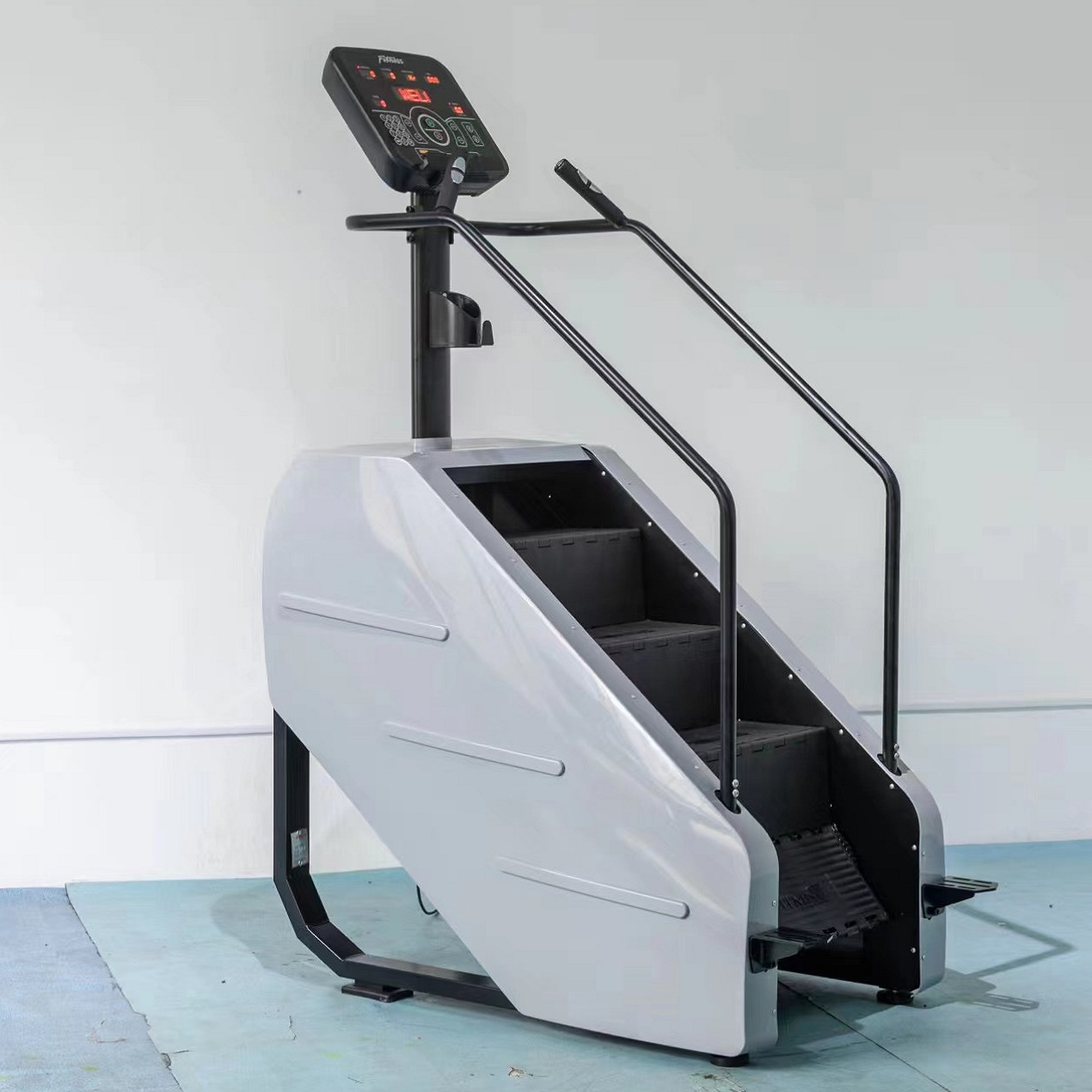Unpowered magnetic stair machine 1
