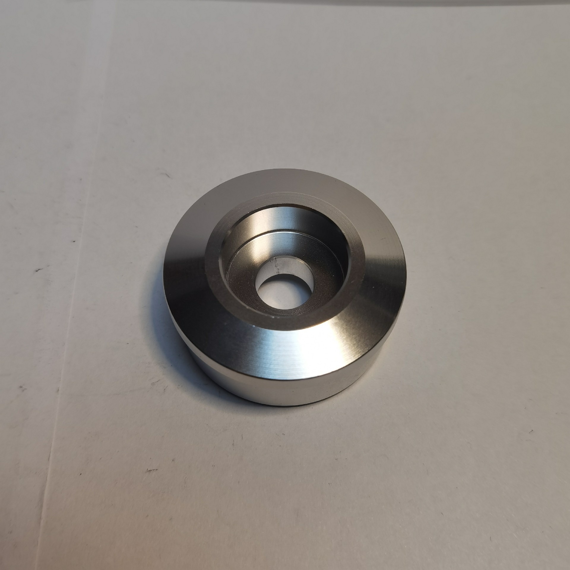 5575.104